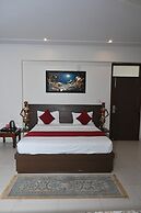 Hotel Shiv Palace