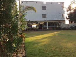 Hotel Shiv Palace