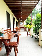 Jodie's Place Transient House and Apartment