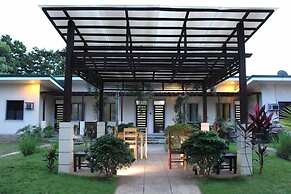 Jodie's Place Transient House and Apartment