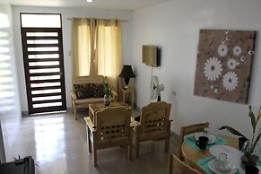 Jodie's Place Transient House and Apartment