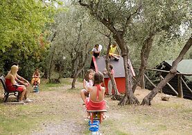 Bungalow Village Le Caravelle - by Mamberto S.r.l.