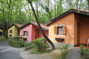 Bungalow Village Le Caravelle - by Mamberto S.r.l.