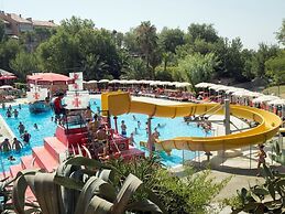 Bungalow Village Le Caravelle - by Mamberto S.r.l.