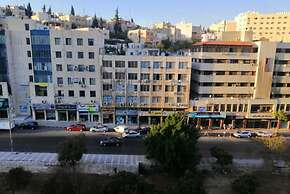 Amazing one Bedroom Apartment in Amman,elwebdah 3