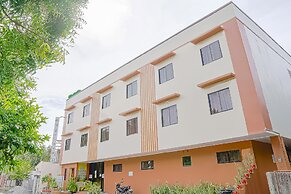 OYO 592 La Briana Guest House