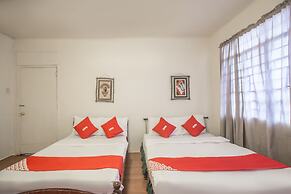 OYO 588 Sunrock Resort