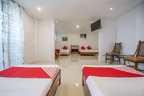 OYO 588 Sunrock Resort