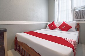 OYO 588 Sunrock Resort