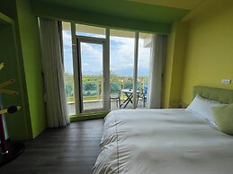 The Riverview Retreats