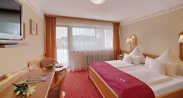 Pension- Hotel Maximilian