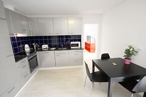 ZH Bordeaux - Letzigrund Hitrental Apartment