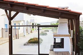 Nerida Beachfront Villas