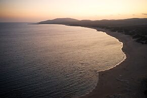 Nerida Beachfront Villas