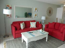 1205 Waters Edge Resort 1 Bedroom Condo by Redawning