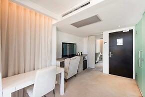 The Nest - Trendy Studio near Center with Roof Terrace
