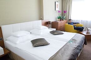 Mikado Hotel