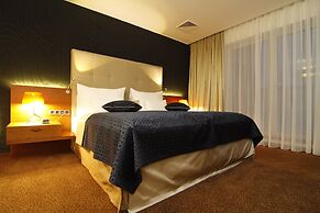 Mikado Hotel