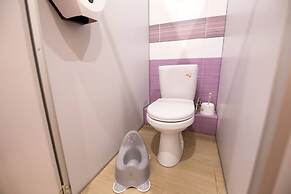 Mini hotel Artist on Baumanskaya - Hostel