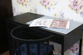 Mini hotel Artist on Baumanskaya - Hostel