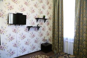 Mini hotel Artist on Baumanskaya - Hostel