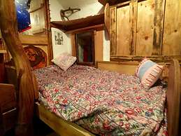 Unique Fairytale Farmhouse Near Galway