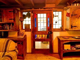 Unique Fairytale Farmhouse Near Galway