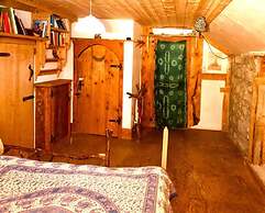 Unique Fairytale Farmhouse Near Galway