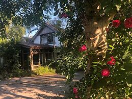 Unique Fairytale Farmhouse Near Galway