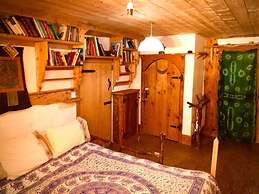 Unique Fairytale Farmhouse Near Galway