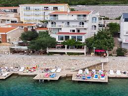 Apartments Villa Dom