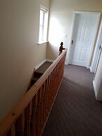 Stunning 6 Bed House With Private Garden in Galway