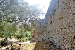 Relaxing Retreat in Chalikounas: Apartment