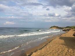 Relaxing Retreat in Chalikounas: Apartment