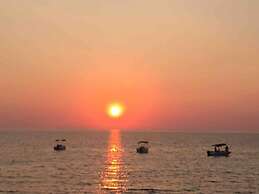 Relaxing Retreat in Chalikounas: Apartment