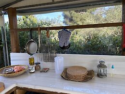 Relaxing Retreat in Chalikounas: Apartment