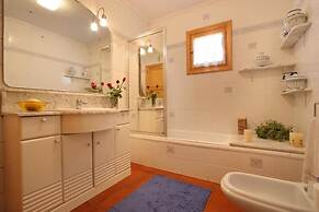 Villa - 3 Bedrooms with Pool - 103124