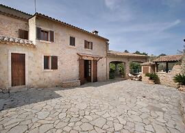 Villa - 5 Bedrooms with Pool and WiFi - 103125