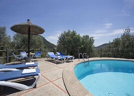 Villa - 5 Bedrooms with Pool and WiFi - 103125