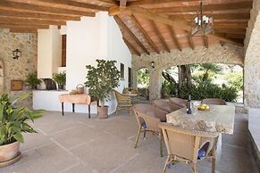 Villa - 5 Bedrooms with Pool and WiFi - 103125