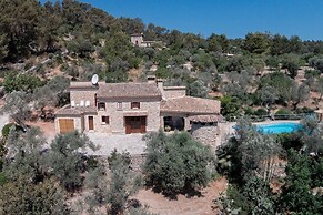 Villa - 5 Bedrooms with Pool and WiFi - 103125