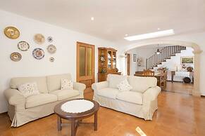 Villa - 4 Bedrooms with Pool and WiFi - 103158
