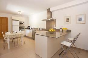 Villa - 4 Bedrooms with Pool and WiFi - 103158