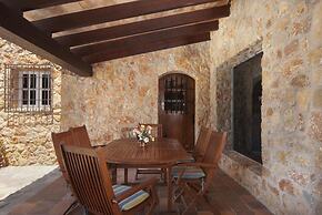 Villa - 4 Bedrooms with Pool and WiFi - 103163