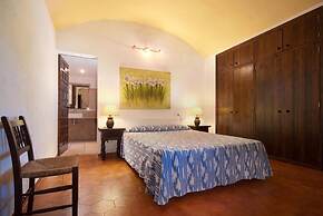 Villa - 4 Bedrooms with Pool and WiFi - 103163