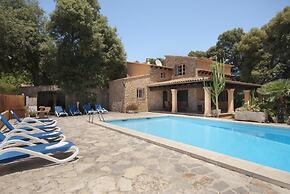 Villa - 4 Bedrooms with Pool and WiFi - 103163
