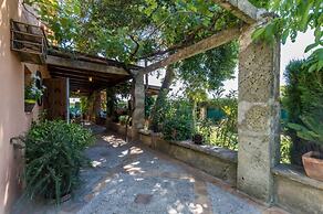 Villa - 4 Bedrooms with Pool and WiFi - 103166