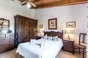 Villa - 4 Bedrooms with Pool and WiFi - 103166