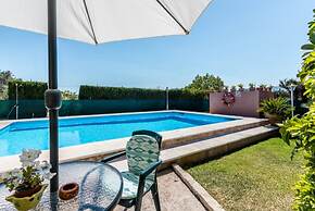Villa - 4 Bedrooms with Pool and WiFi - 103166