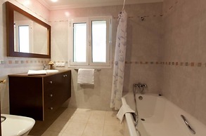 Villa - 4 Bedrooms with Pool and WiFi - 103167